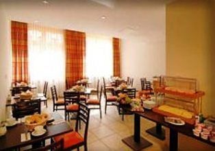 - Design Hotel Monaco di Baviera